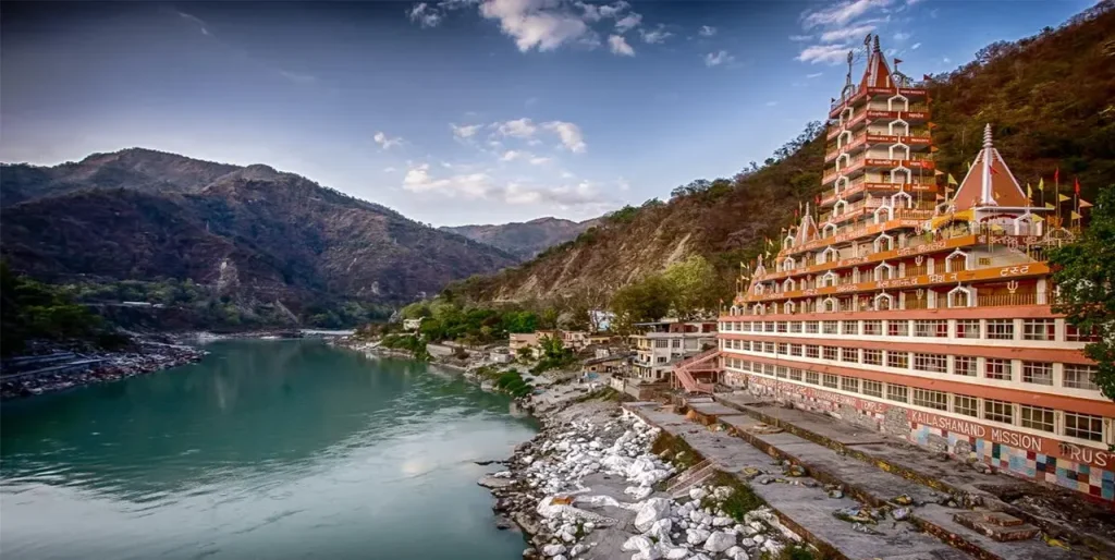Famous Temples To Visit In Uttarakhand To Seek Blessings Of God
