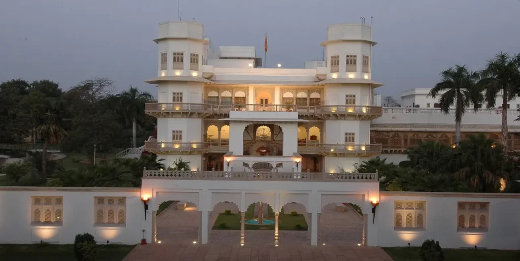 Most-Luxurious-Hotels-In-Gwalior-