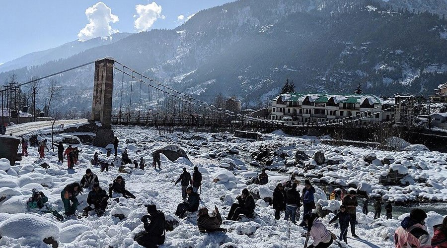 Manali Winter Snow Festival Tour-1