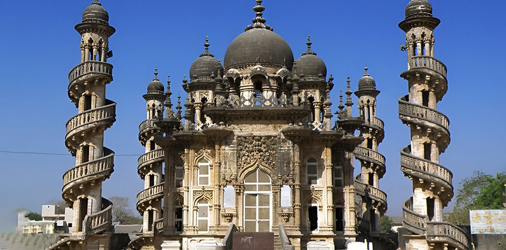 Mahabatt Maqbara