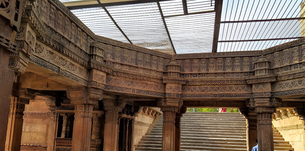 Adalaj Stepwell,