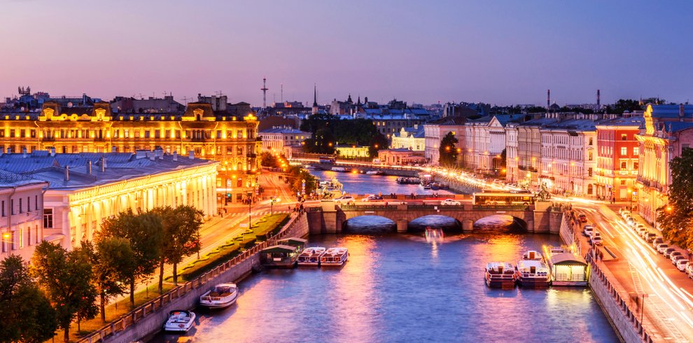 Anichkov Bridge