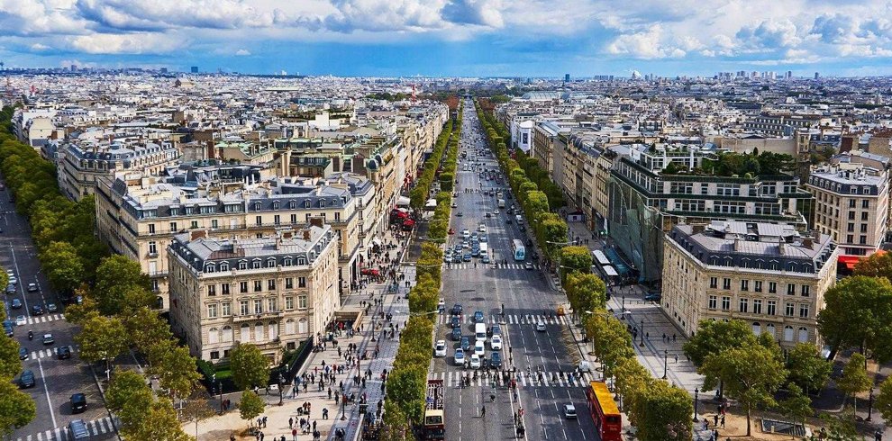 Champs Elysées,