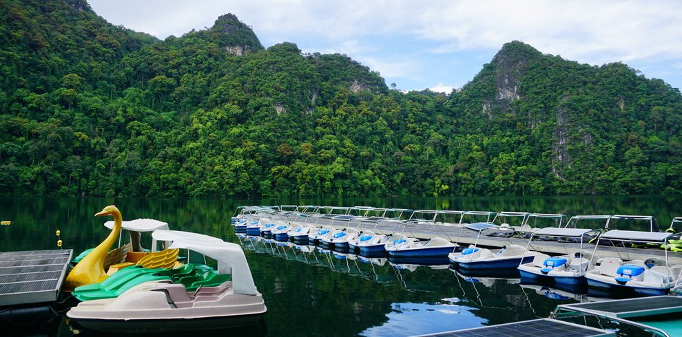 Pulau Dayang Bunting