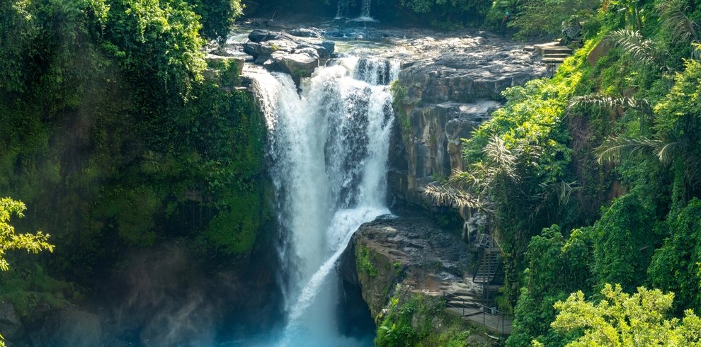 Tegenungan Waterfall