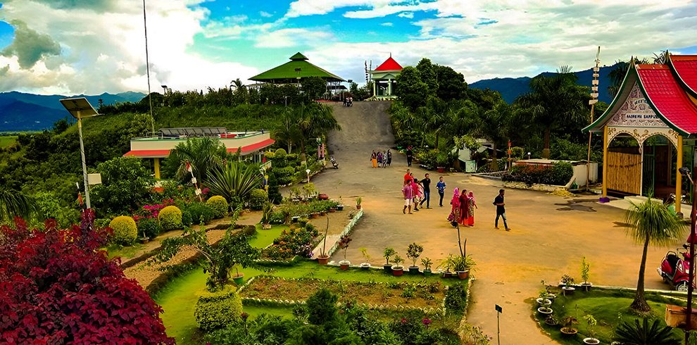 Kakching Garden